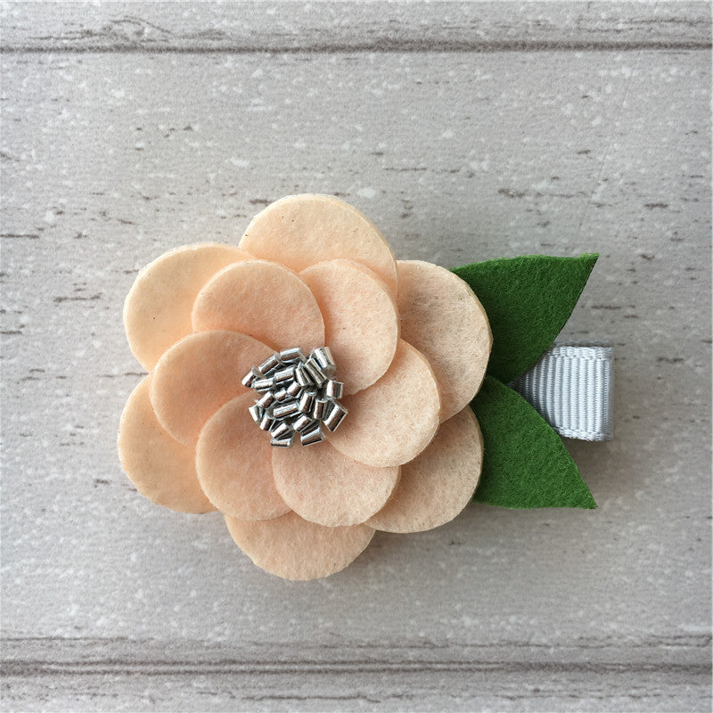 Felt Hibiscus Clip Set of 3 - Ivory Mix